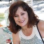 Lynette Scalora Palacios - @lynetteatholisticharmony - Instagram