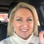 Lynette W_ Holden - @lynettew_ - Instagram