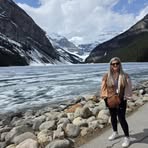 Lynette Roth - Facebook