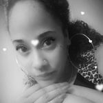Lynette Strong - @lynettestrong - Instagram