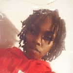 Lynette Wallace - @simply_meh28 - Instagram