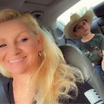 Lynn Benton - @lynnb1214 - Instagram