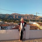 Lynn Hanley - Facebook