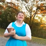 Rebecca Lynn Holman - @beccas_library - Instagram