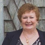 Lynn Kirby - @lynnkirbycelebrant - Instagram