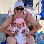 Lynn Kahn - Facebook