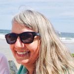 Lynn Kellner - @sewfancymamak - Instagram