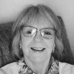 Lyn Kinnear - @lyn.kinnear.92 - Instagram