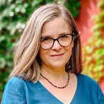 Lynn Lantz | Artist & Designer - @littlepostcards - Instagram