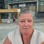 Lynne Lomax - @lynnelo9 - Instagram