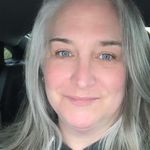 Lynn Marie Goodburn-Maness - @embracethesilverchic - Instagram