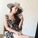 Rachel McCloskey - Interior Designer - @rlynnmccloskey - Instagram