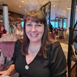Lynn Pearce - @lynnpearcecakes - Instagram