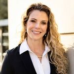 Lynn Roberts - @lynnr_luxuryhomes - Instagram