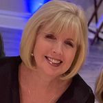 Lynne Moran Robitaille - @lynnearob - Instagram
