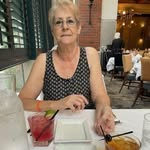 Lynn Shaffer - @lynnebps - Instagram