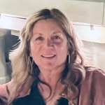 Lynn Stanger - @lynn.stanger.9 - Instagram