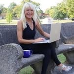 Lyn Westhoff - @freshredesign - Instagram