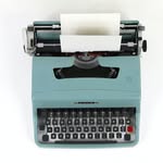 Lynn Davis - @lynnadaviswriter - Instagram