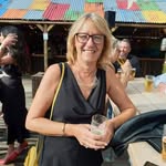 Lynne Bloomfield - @lynnebloomfield - Instagram