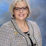 Lynn Bolduc DuBois - @mklifewithlynn - Instagram