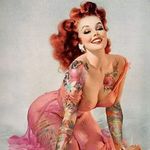Therese Lynne Bowen - @irish_strumpet - Instagram