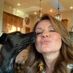 Lynne Chavez Navarro - @navarrolynne - Instagram
