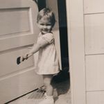 Lynne Haley - @lynne.haley.5 - Instagram