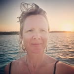 Lynne Hunter she/her - @lynneakhunter - Instagram