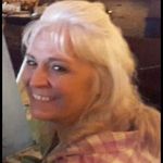 Lynne Kay - @lynnekay8 - Instagram