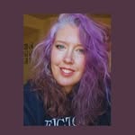 Lynn Lacey - @lynnlaceywrites - Instagram