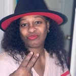 Lynne Porter - @niaboveall - Instagram