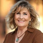 Lynne Webb - @lynnewebb27 - Instagram