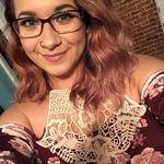 Lynnette Perez - @courtneyperez188 - Instagram