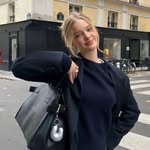 L᷈y᷈r᷈a᷈ S᷈m᷈i᷈t᷈h᷈ - @caos.damary - Instagram
