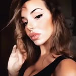 Mabel Hall - @marimoqd - Instagram
