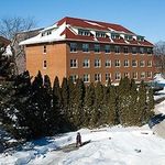 McGill Macdonald Campus Residence - @maccampusresidence - Instagram