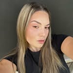 𝙇𝙖𝙪𝙧𝙖 𝙈𝙖𝙘𝙝𝙖́𝙘̌𝙠𝙤𝙫𝙖́ - @machackovalaura - Instagram