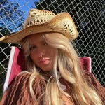 Mackenzie Annis - @kenzieannis - Instagram