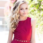 Mackenzie Granger 🌸🌿 - @kenzieg.official - Instagram