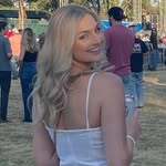 Maddi Sarnecki - @maddilonglegs - Instagram