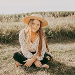 maddie pierce - @shop_maddies_clothes - Instagram