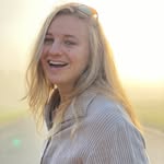 Maddie Ware - @maddiecando - Instagram