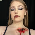Maddison Thomson - @maddiepaigemakeup - Instagram