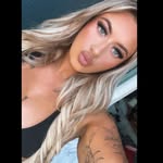 @madeleinecarson1996 - Instagram