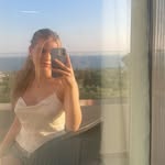 Madeleine Hunter - @madeleinexhunter - Instagram