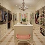 Madelyn Lawrence - @madyys_closet_cleanout - Instagram