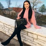 Madeline Warner - @uchenna8404 - Instagram