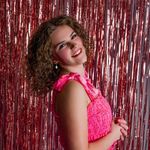 Madelyn Warner - @maddierae_27 - Instagram