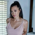 Madi Laine - Facebook